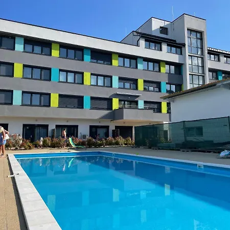 Lila * Balatonföldvár