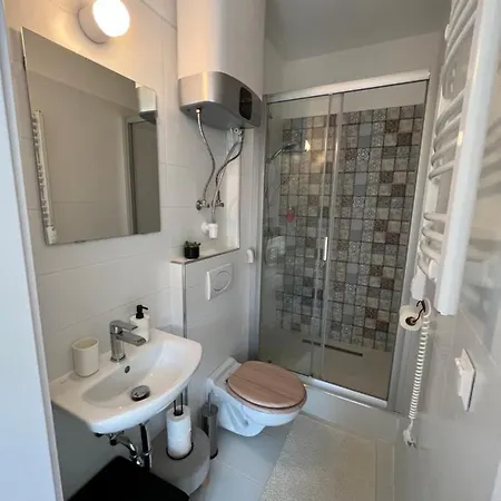 Apartment Lila