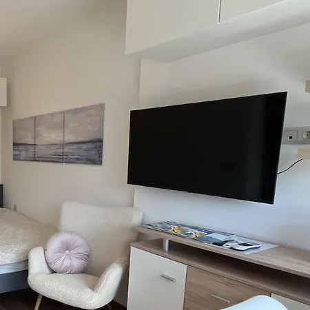 Lila Apartment